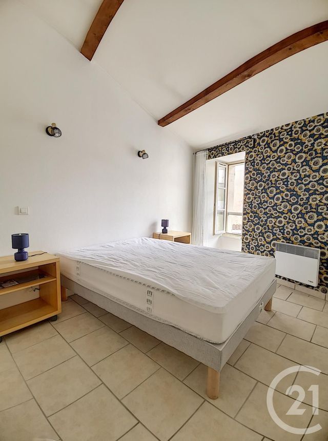 Appartement T2 &agrave; louer - 2 pi&egrave;ces - 40 m2 - Cognac - 16 - POITOU-CHARENTES