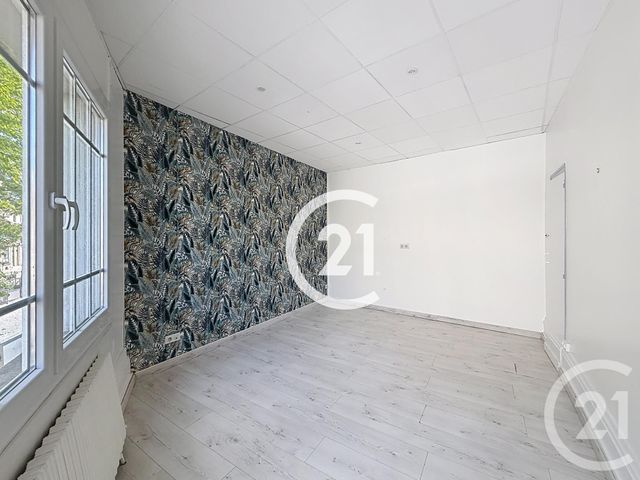 Appartement F4 &agrave; louer - 4 pi&egrave;ces - 127 m2 - Cognac - 16 - POITOU-CHARENTES