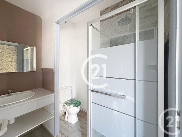 Appartement F4 &agrave; louer - 4 pi&egrave;ces - 127 m2 - Cognac - 16 - POITOU-CHARENTES