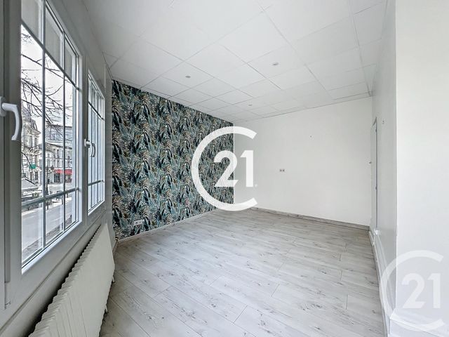 Appartement F4 &agrave; louer - 4 pi&egrave;ces - 127 m2 - Cognac - 16 - POITOU-CHARENTES