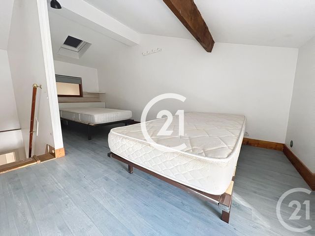 Maison &agrave; louer - 5 pi&egrave;ces - 111 m2 - St Brice - 16 - POITOU-CHARENTES