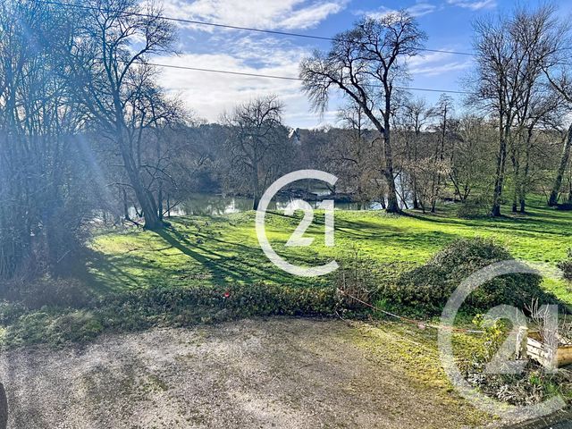 Maison &agrave; louer - 5 pi&egrave;ces - 111 m2 - St Brice - 16 - POITOU-CHARENTES