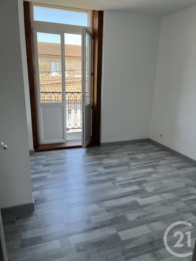 Appartement T2 &agrave; louer - 2 pi&egrave;ces - 32 m2 - Cognac - 16 - POITOU-CHARENTES