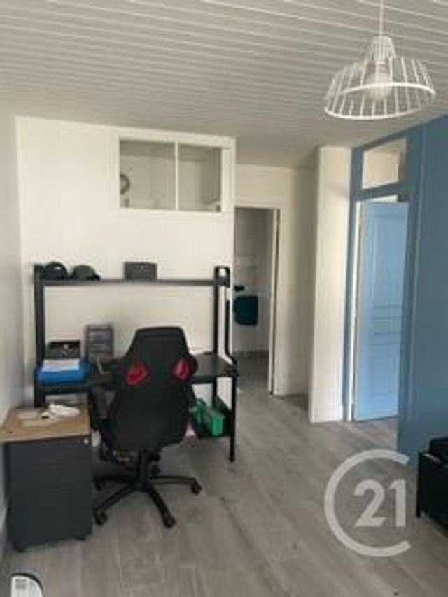 Maison &agrave; louer - 3 pi&egrave;ces - 70,60 m2 - St Laurent De Cognac - 16 - POITOU-CHARENTES