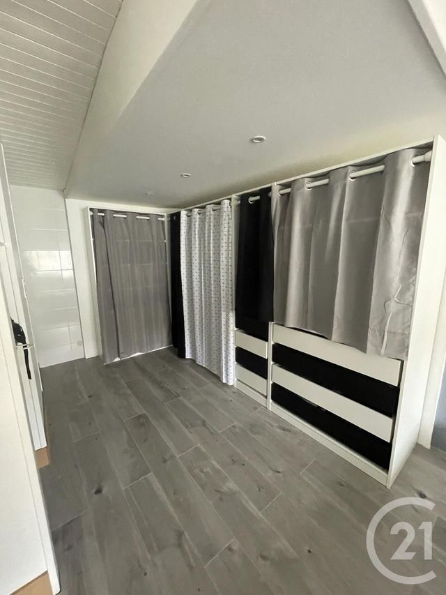 Maison &agrave; louer - 3 pi&egrave;ces - 70,60 m2 - St Laurent De Cognac - 16 - POITOU-CHARENTES