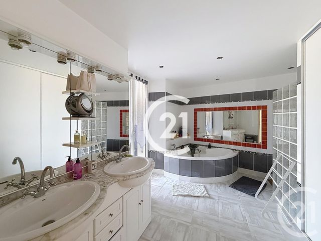 Maison &agrave; vendre - 5 pi&egrave;ces - 180 m2 - Cherac - 17 - POITOU-CHARENTES