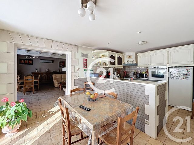 Maison &agrave; vendre - 5 pi&egrave;ces - 180 m2 - Cherac - 17 - POITOU-CHARENTES