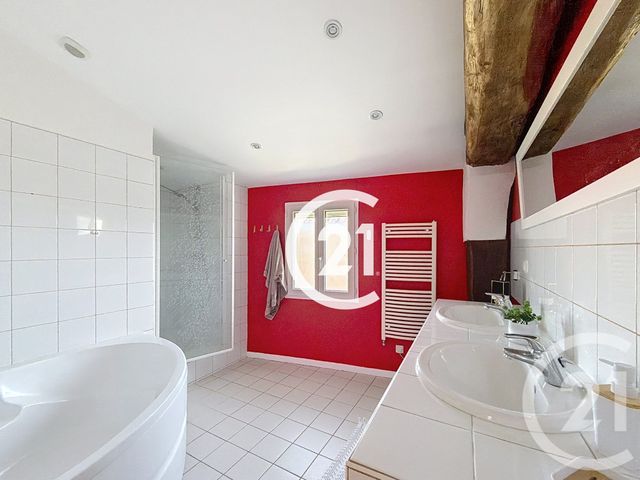 Maison &agrave; vendre - 6 pi&egrave;ces - 231 m2 - Salignac Sur Charente - 17 - POITOU-CHARENTES