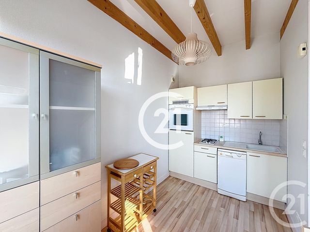 Appartement F2 &agrave; louer - 2 pi&egrave;ces - 46 m2 - Cognac - 16 - POITOU-CHARENTES