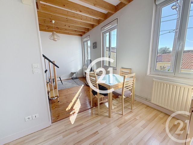 Appartement F2 &agrave; louer - 2 pi&egrave;ces - 46 m2 - Cognac - 16 - POITOU-CHARENTES