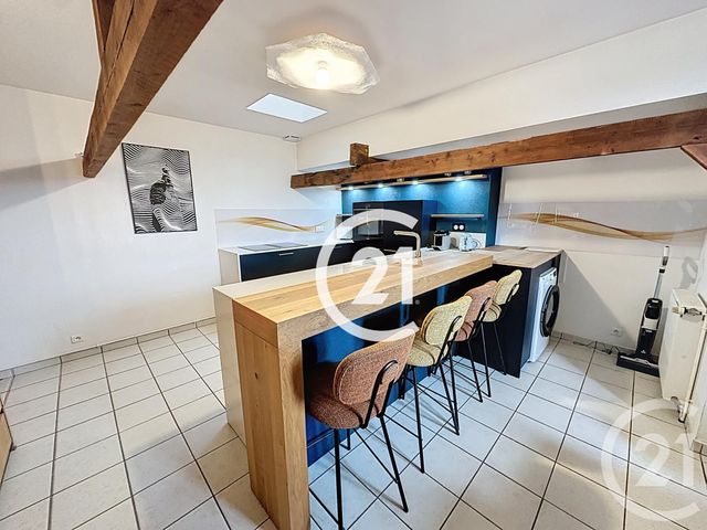 Appartement F3 &agrave; louer - 3 pi&egrave;ces - 65 m2 - Cognac - 16 - POITOU-CHARENTES