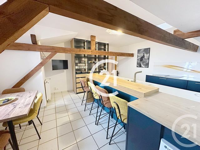 Appartement F3 &agrave; louer - 3 pi&egrave;ces - 65 m2 - Cognac - 16 - POITOU-CHARENTES