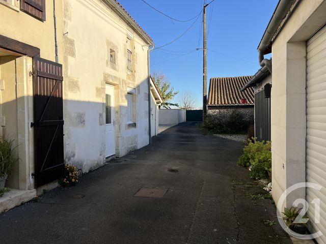 Maison &agrave; louer - 2 pi&egrave;ces - 40,80 m2 - St Laurent De Cognac - 16 - POITOU-CHARENTES