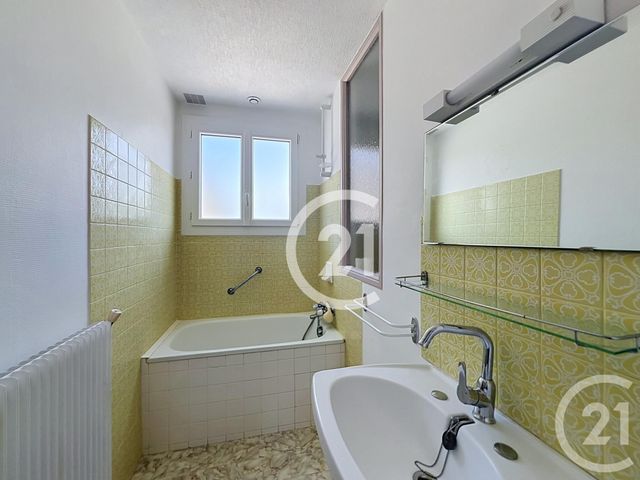 Maison &agrave; vendre - 4 pi&egrave;ces - 87 m2 - Gimeux - 16 - POITOU-CHARENTES