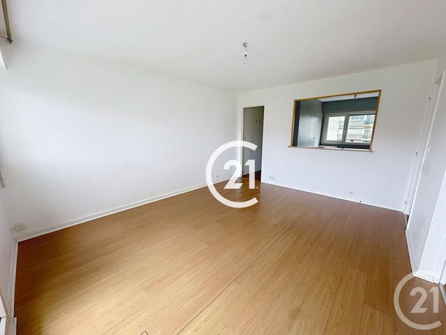 Appartement F3 &agrave; louer - 4 pi&egrave;ces - 73 m2 - Cognac - 16 - POITOU-CHARENTES