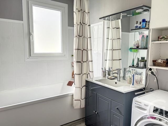 Maison &agrave; louer - 5 pi&egrave;ces - 114 m2 - Archiac - 17 - POITOU-CHARENTES