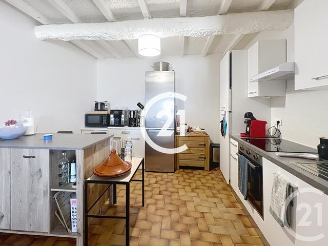 Appartement T3 &agrave; louer - 4 pi&egrave;ces - 95 m2 - Archiac - 17 - POITOU-CHARENTES