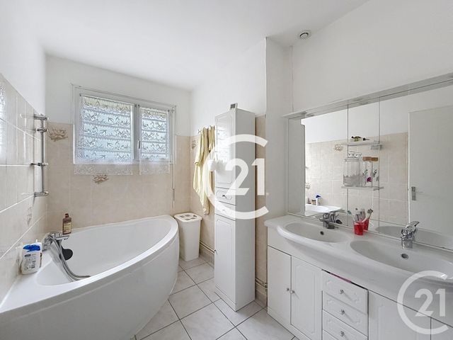 Maison &agrave; vendre - 5 pi&egrave;ces - 104 m2 - Louzac St Andre - 16 - POITOU-CHARENTES