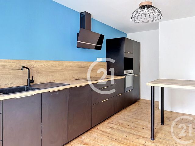 Appartement F4 &agrave; louer - 4 pi&egrave;ces - 90 m2 - Cognac - 16 - POITOU-CHARENTES