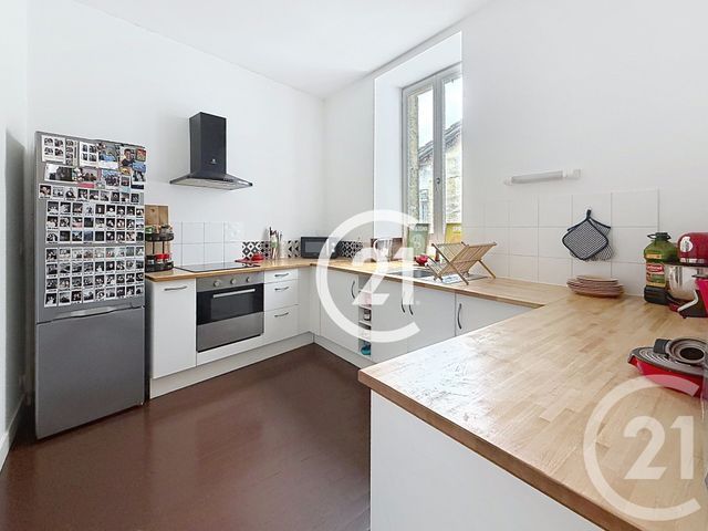 Appartement T3 &agrave; louer - 3 pi&egrave;ces - 86 m2 - Cognac - 16 - POITOU-CHARENTES