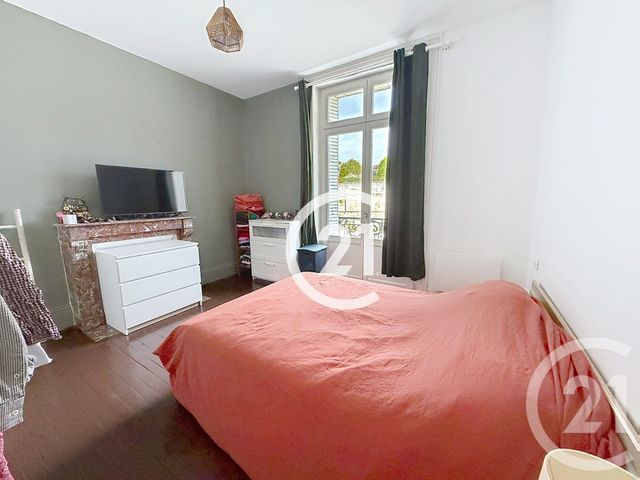 Appartement T3 &agrave; louer - 3 pi&egrave;ces - 86 m2 - Cognac - 16 - POITOU-CHARENTES