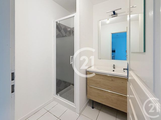 Appartement F2 &agrave; louer - 2 pi&egrave;ces - 54,57 m2 - Cognac - 16 - POITOU-CHARENTES