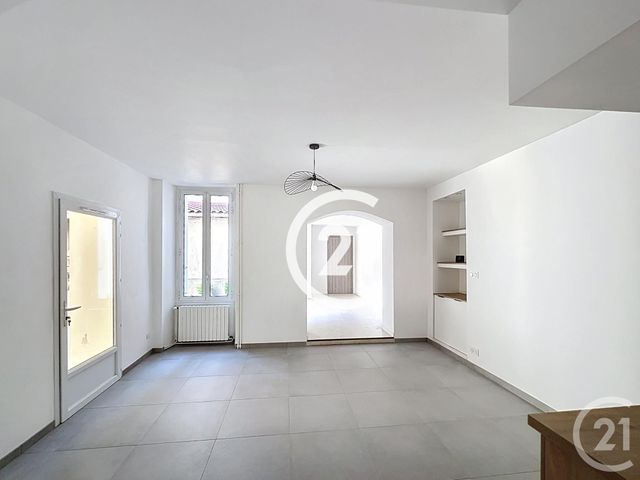 Maison &agrave; louer - 5 pi&egrave;ces - 143 m2 - Cognac - 16 - POITOU-CHARENTES