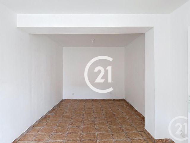 Appartement F3 &agrave; louer - 4 pi&egrave;ces - 92,60 m2 - Cognac - 16 - POITOU-CHARENTES