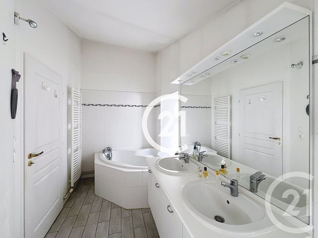Maison &agrave; vendre - 4 pi&egrave;ces - 141,20 m2 - Cognac - 16 - POITOU-CHARENTES
