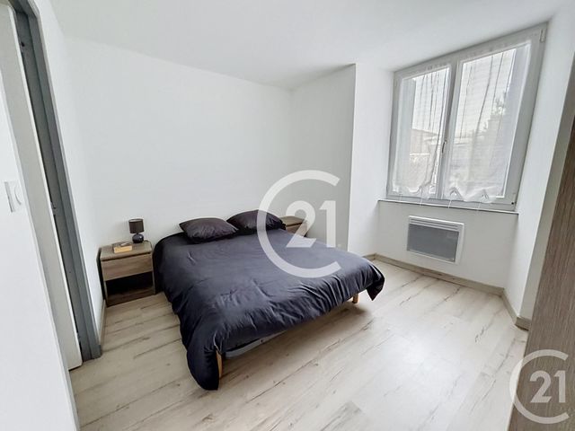 Appartement F2 &agrave; louer - 2 pi&egrave;ces - 34 m2 - Cognac - 16 - POITOU-CHARENTES