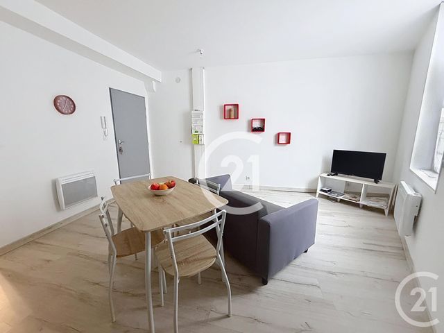 Appartement F2 &agrave; louer - 2 pi&egrave;ces - 34 m2 - Cognac - 16 - POITOU-CHARENTES