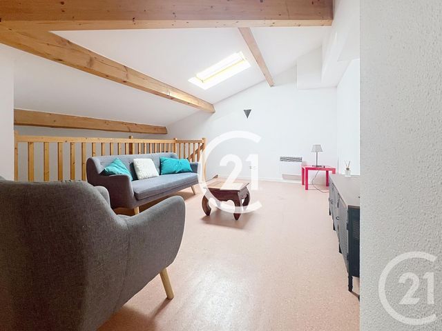 Appartement F2 &agrave; louer - 3 pi&egrave;ces - 60,10 m2 - Cognac - 16 - POITOU-CHARENTES