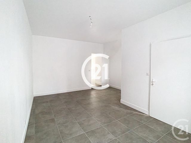 Maison &agrave; louer - 4 pi&egrave;ces - 83 m2 - Cognac - 16 - POITOU-CHARENTES