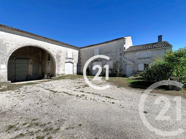 Maison &agrave; vendre - 10 pi&egrave;ces - 308 m2 - Louzac St Andre - 16 - POITOU-CHARENTES