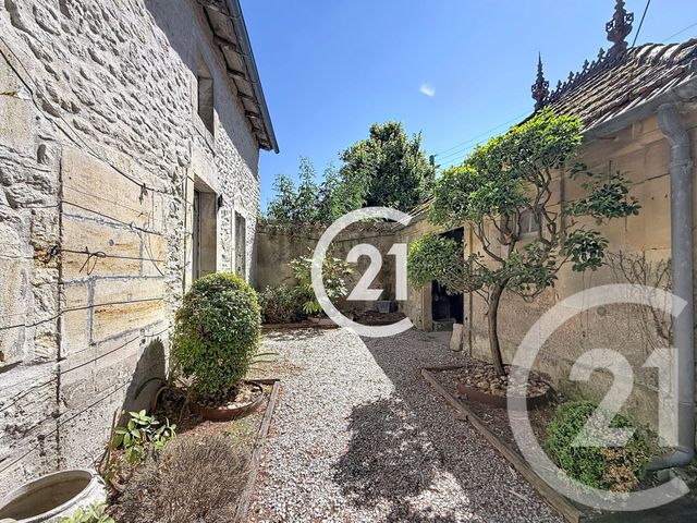 Maison &agrave; vendre - 6 pi&egrave;ces - 223 m2 - Chateaubernard - 16 - POITOU-CHARENTES