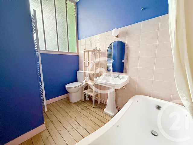 Maison &agrave; louer - 3 pi&egrave;ces - 80,80 m2 - Cognac - 16 - POITOU-CHARENTES
