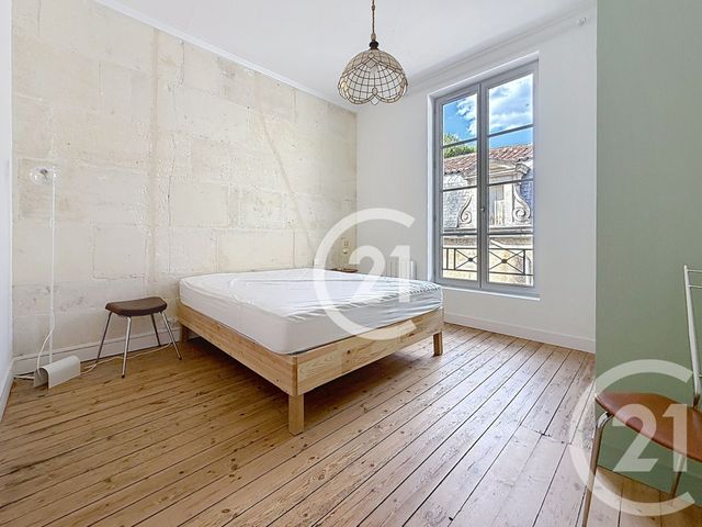 Maison &agrave; louer - 3 pi&egrave;ces - 80,80 m2 - Cognac - 16 - POITOU-CHARENTES