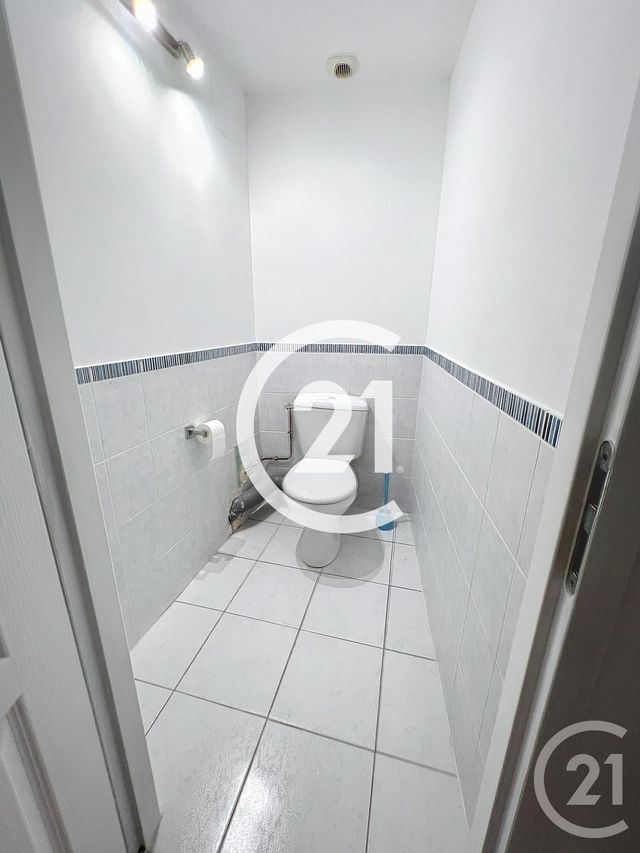 Maison &agrave; louer - 2 pi&egrave;ces - 47 m2 - Cognac - 16 - POITOU-CHARENTES