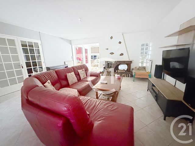 Maison &agrave; louer - 7 pi&egrave;ces - 147 m2 - St Sulpice De Cognac - 16 - POITOU-CHARENTES