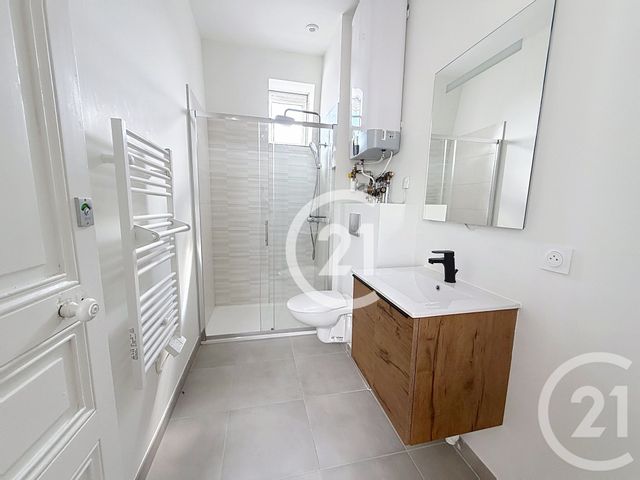 Appartement F2 &agrave; louer - 2 pi&egrave;ces - 40 m2 - Cognac - 16 - POITOU-CHARENTES