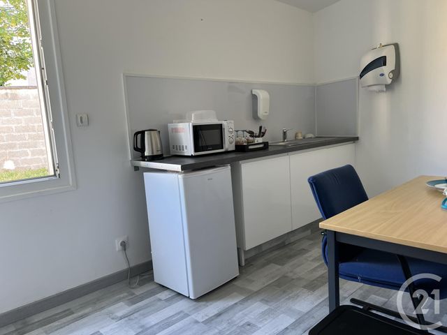 Bureaux à louer - 67.3 m2 - 16 - Charente