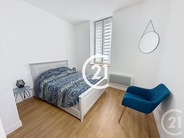 Appartement F3 &agrave; louer - 3 pi&egrave;ces - 50 m2 - Cognac - 16 - POITOU-CHARENTES