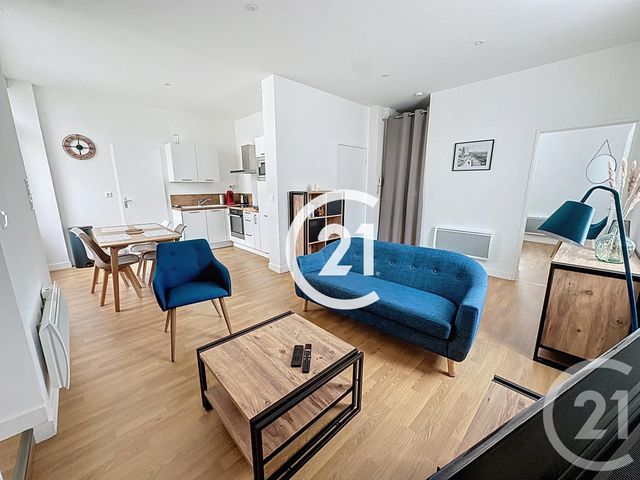 Appartement F3 &agrave; louer - 3 pi&egrave;ces - 50 m2 - Cognac - 16 - POITOU-CHARENTES