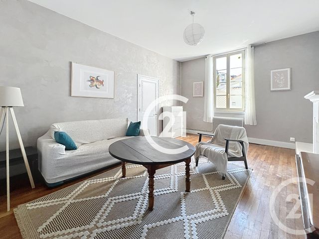 Maison &agrave; louer - 6 pi&egrave;ces - 179 m2 - Cognac - 16 - POITOU-CHARENTES