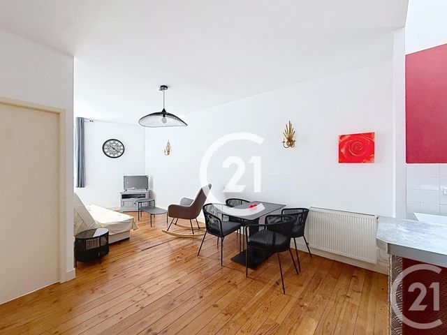 Appartement T2 &agrave; louer - 2 pi&egrave;ces - 56,50 m2 - Cognac - 16 - POITOU-CHARENTES