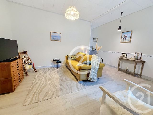 Maison &agrave; louer - 3 pi&egrave;ces - 70 m2 - Cognac - 16 - POITOU-CHARENTES