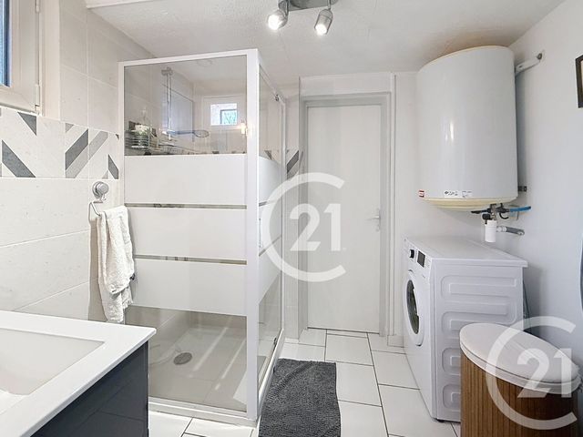 Maison &agrave; louer - 3 pi&egrave;ces - 70 m2 - Cognac - 16 - POITOU-CHARENTES