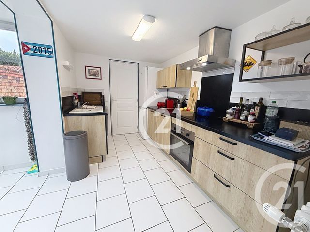 Maison &agrave; louer - 3 pi&egrave;ces - 70 m2 - Cognac - 16 - POITOU-CHARENTES