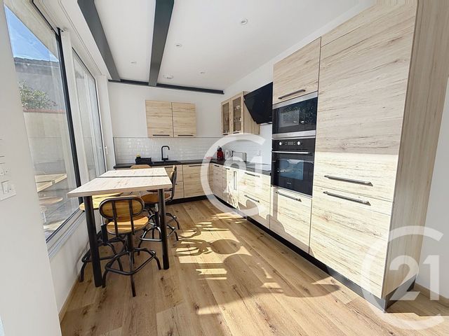 Appartement F3 &agrave; louer - 3 pi&egrave;ces - 66 m2 - Cognac - 16 - POITOU-CHARENTES