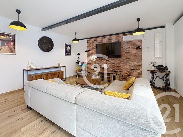 Appartement F3 &agrave; louer - 3 pi&egrave;ces - 66 m2 - Cognac - 16 - POITOU-CHARENTES